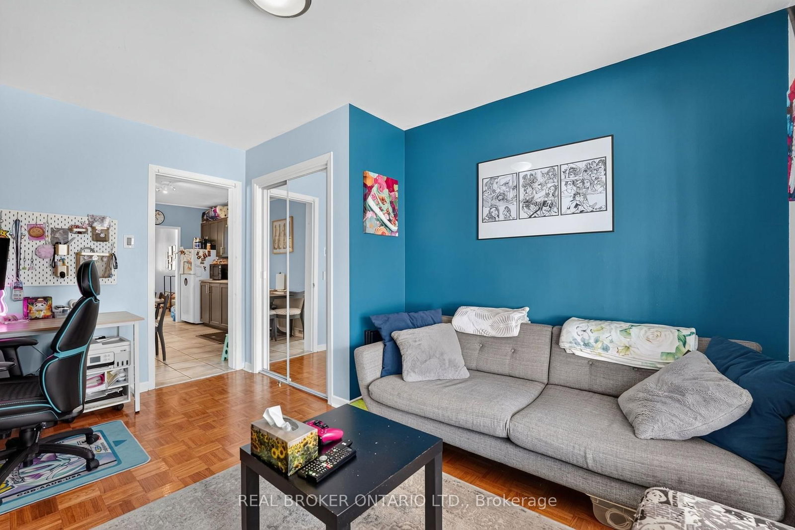 238 Chambers Avenue • Toronto, ON photo 26