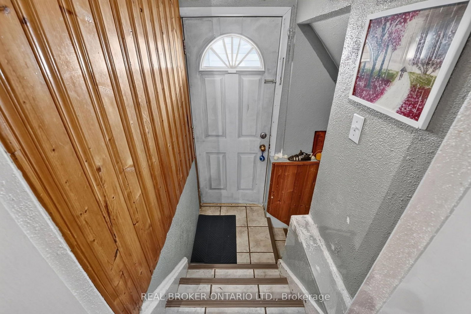 238 Chambers Avenue • Toronto, ON photo 28