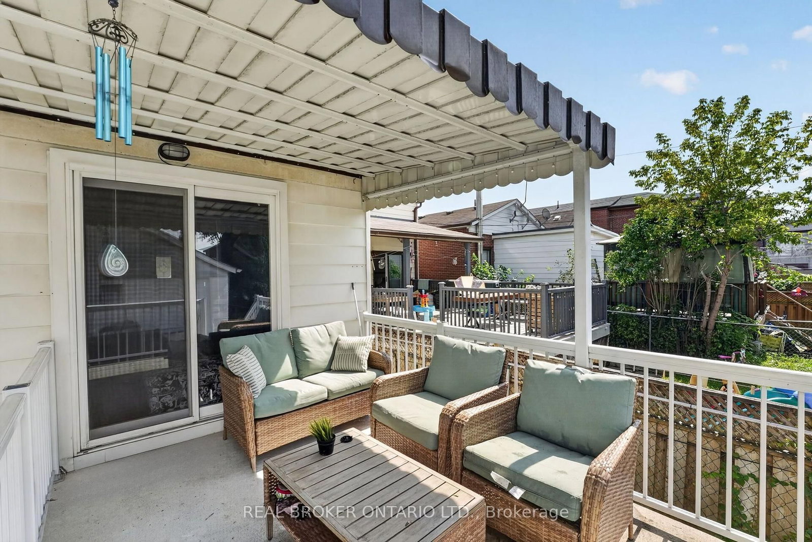 238 Chambers Avenue • Toronto, ON photo 45