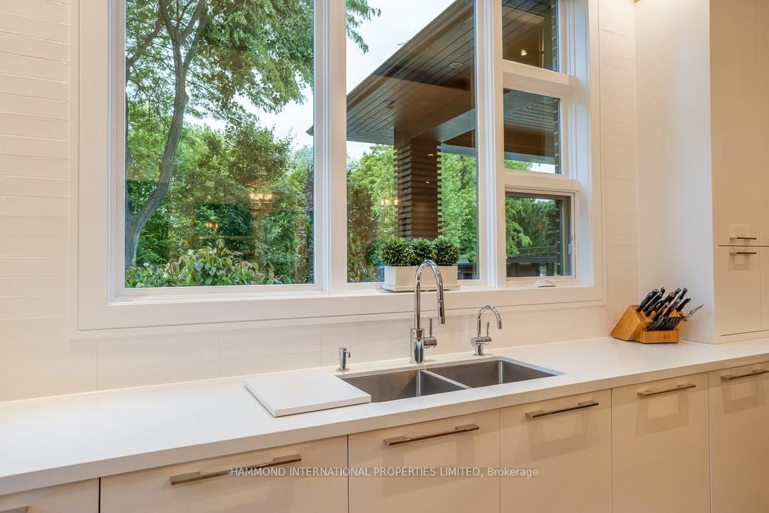 32 Totteridge Road • Toronto, ON photo 18