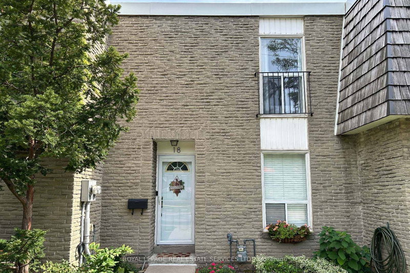 18 - 71 Old Burnhamthorpe Road