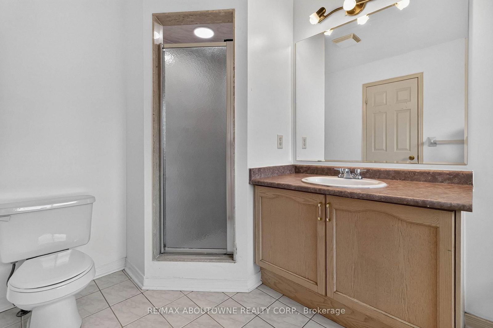 5233 Thornburn Drive • Burlington, ON photo 22