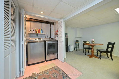 121 Falconer Mississauga,ON L5N 2K8 — Photo 27
