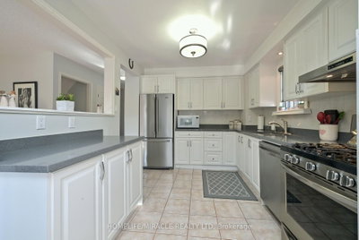 121 Falconer Drive • #27 • Mississauga, ON photo 9
