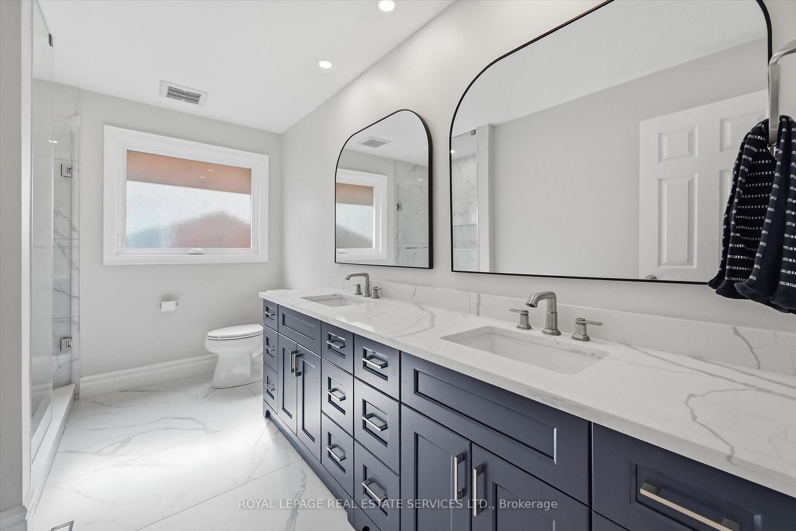 1170 Giles Gate • Oakville, ON photo 33
