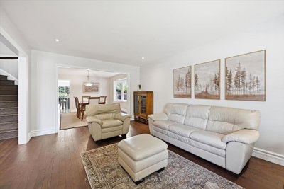 1170 Giles Gate • Oakville, ON photo 8