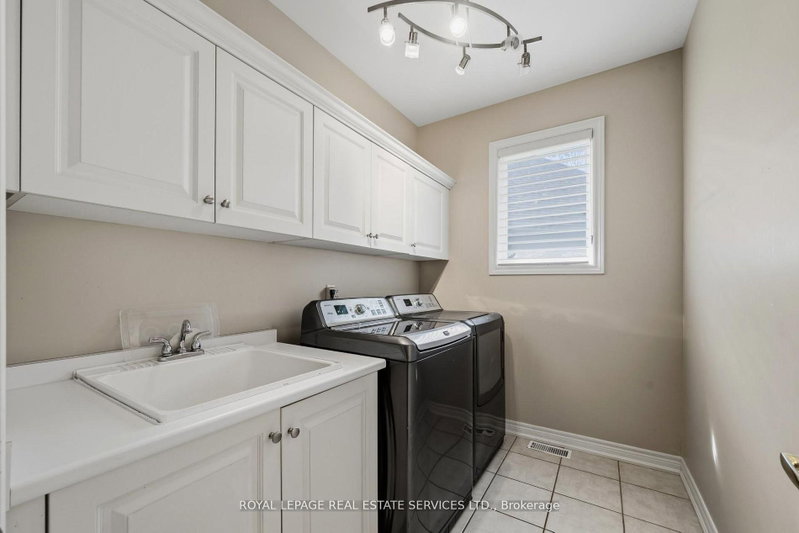 2130 Dickson Mississauga,ON L5B 1Y6 — Photo 17