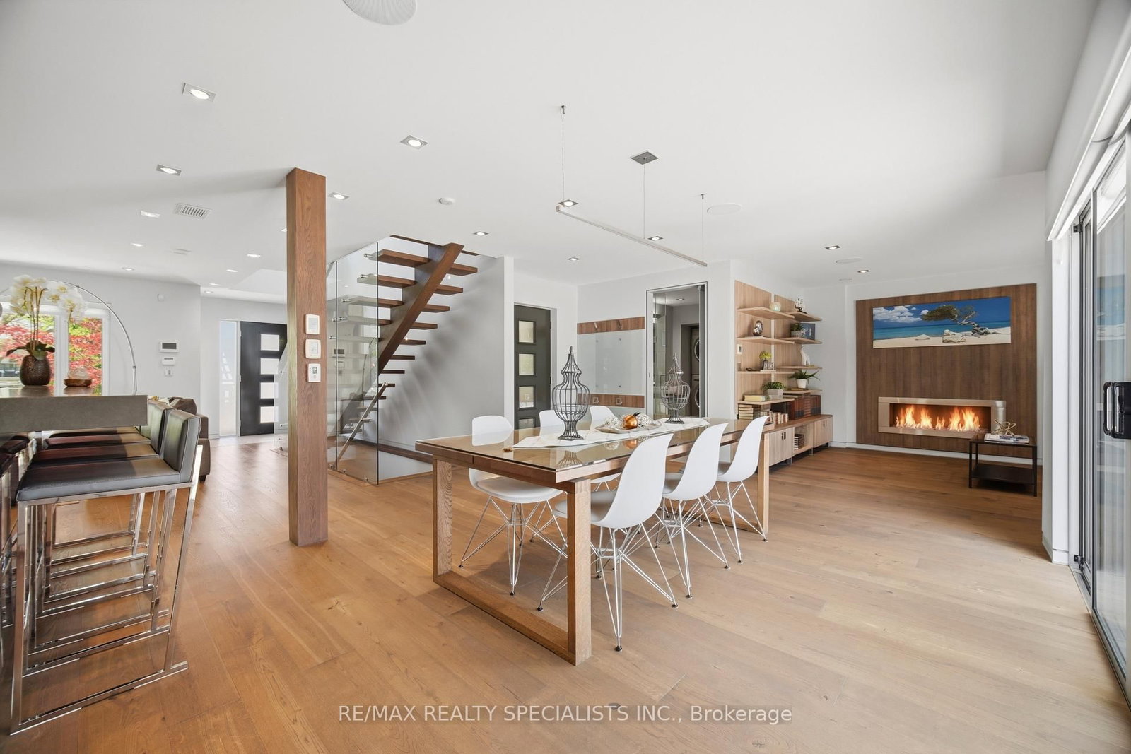 870 Hollowtree Crescent • Mississauga, ON photo 12