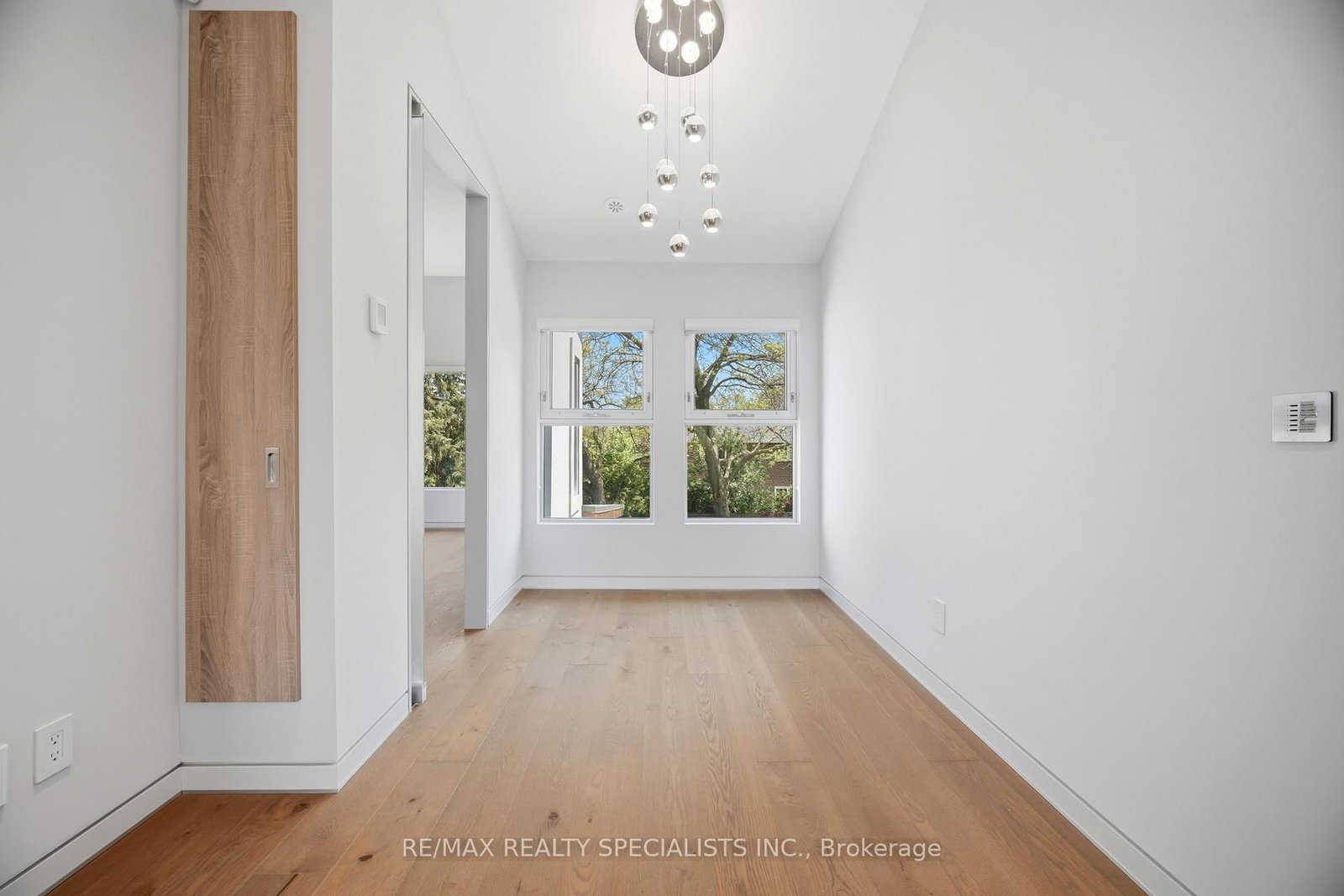 870 Hollowtree Crescent • Mississauga, ON photo 19