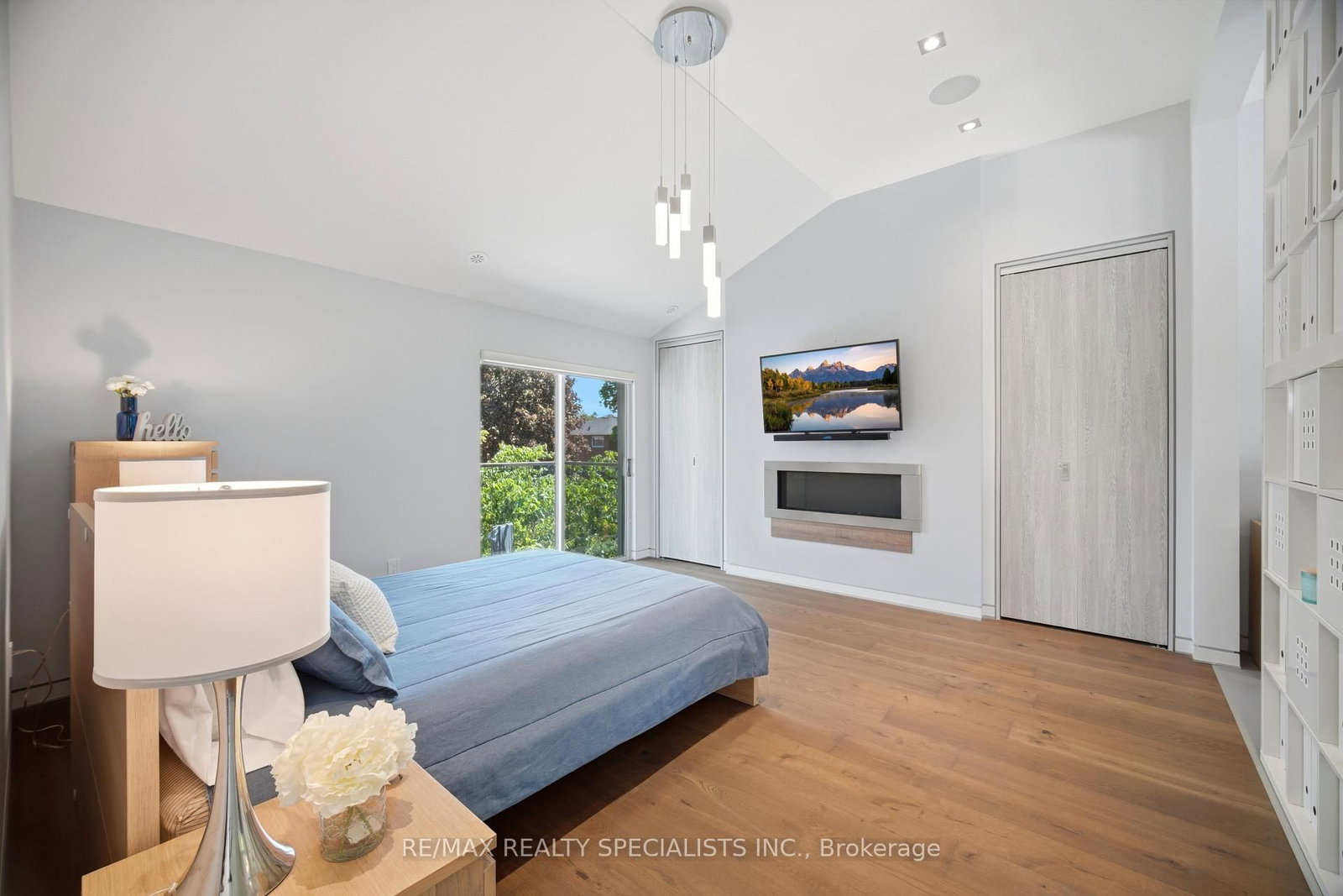 870 Hollowtree Crescent • Mississauga, ON photo 20