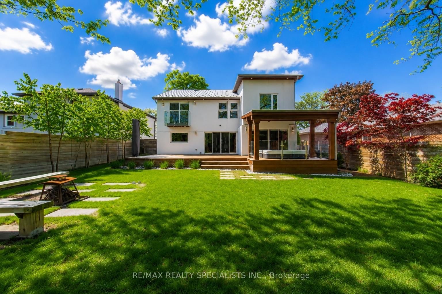 870 Hollowtree Crescent • Mississauga, ON photo 46