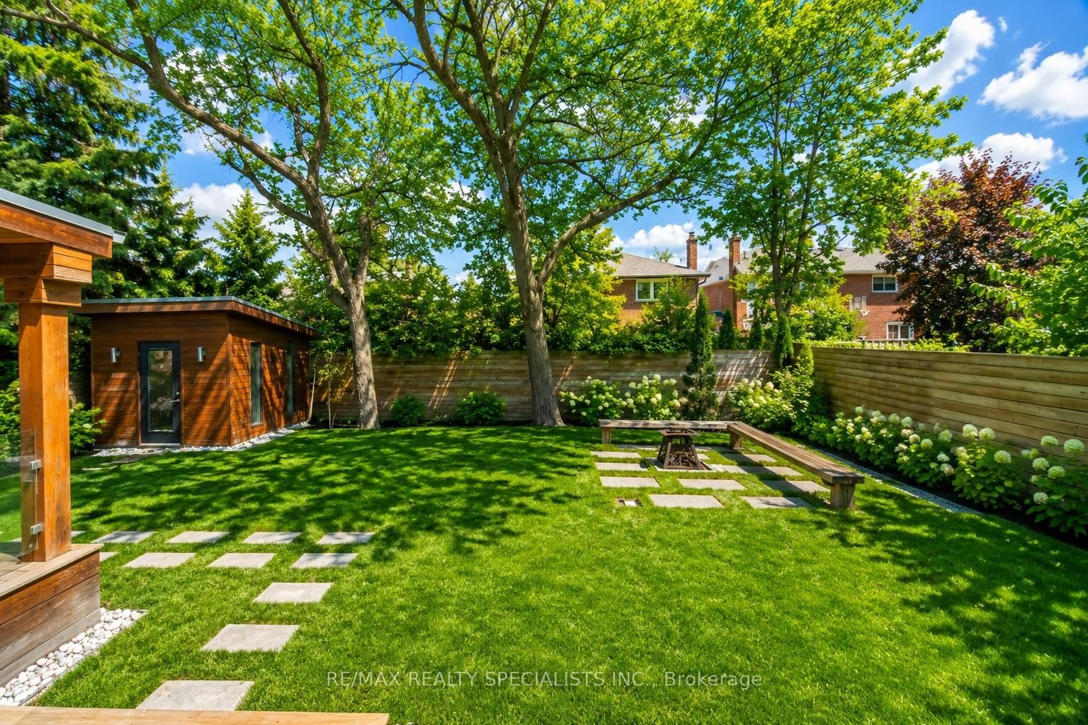 870 Hollowtree Crescent • Mississauga, ON photo 48
