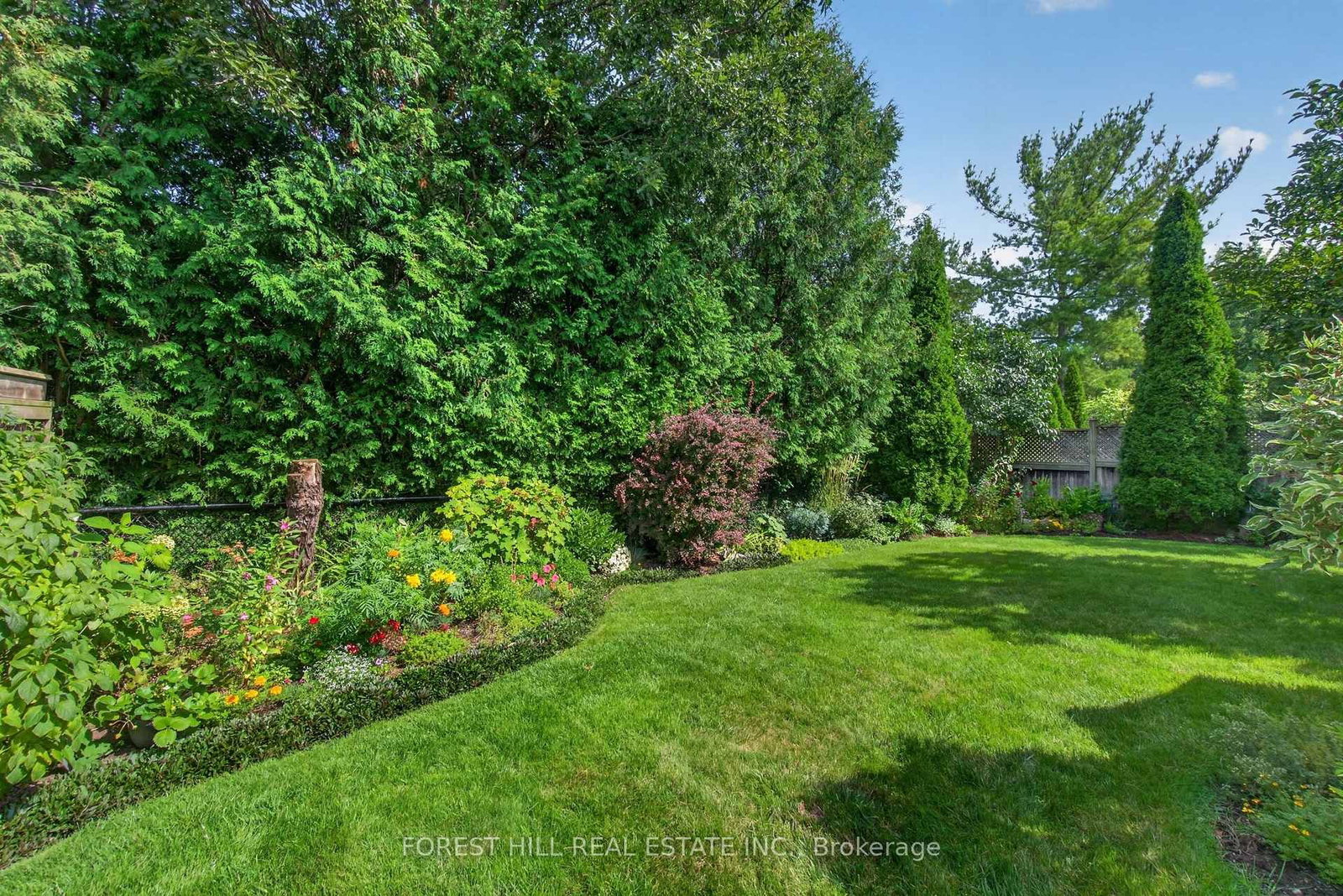 2123 Summer Heights Trail • Oakville, ON photo 4
