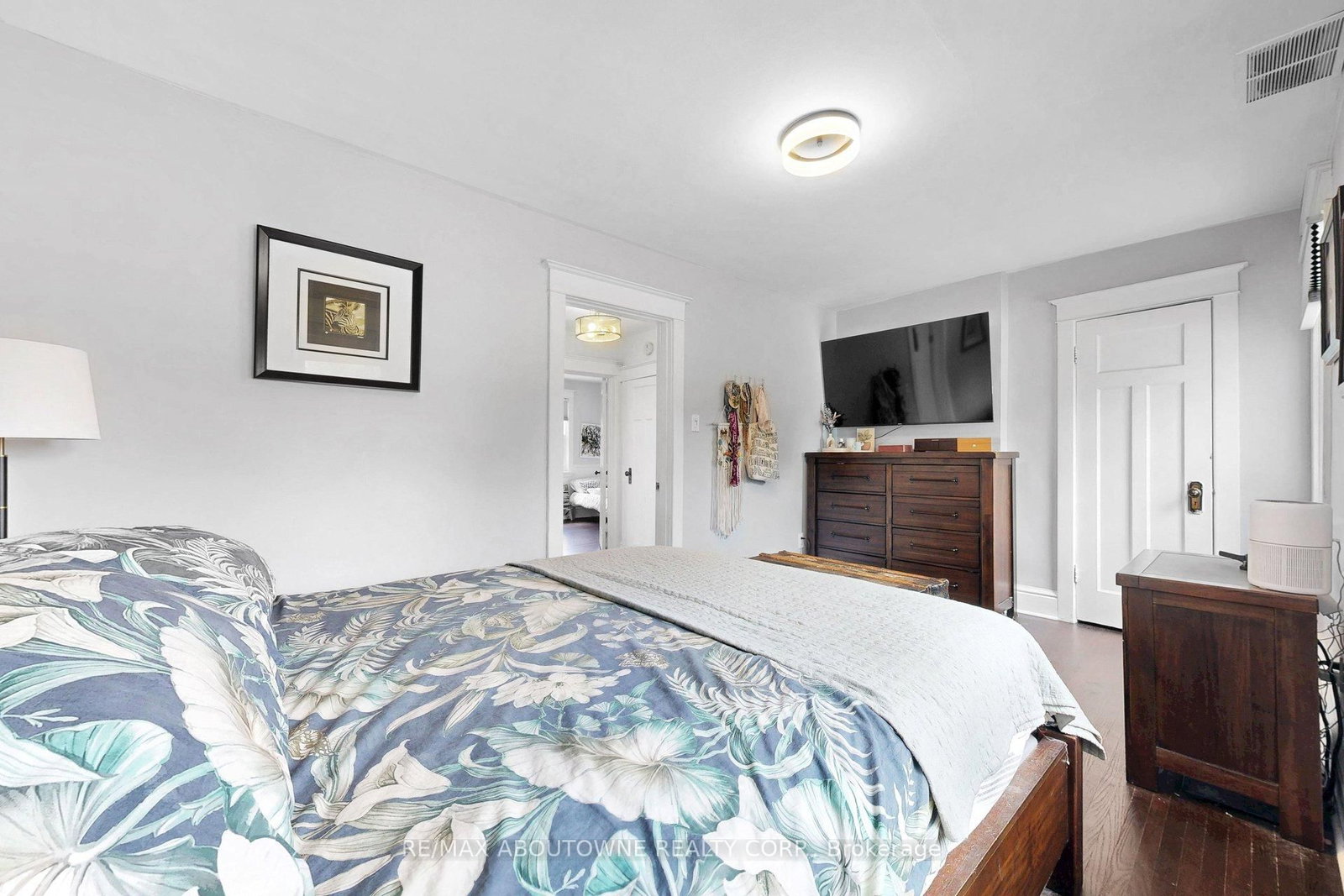 976 Lasalle Park Road • Burlington, ON photo 30