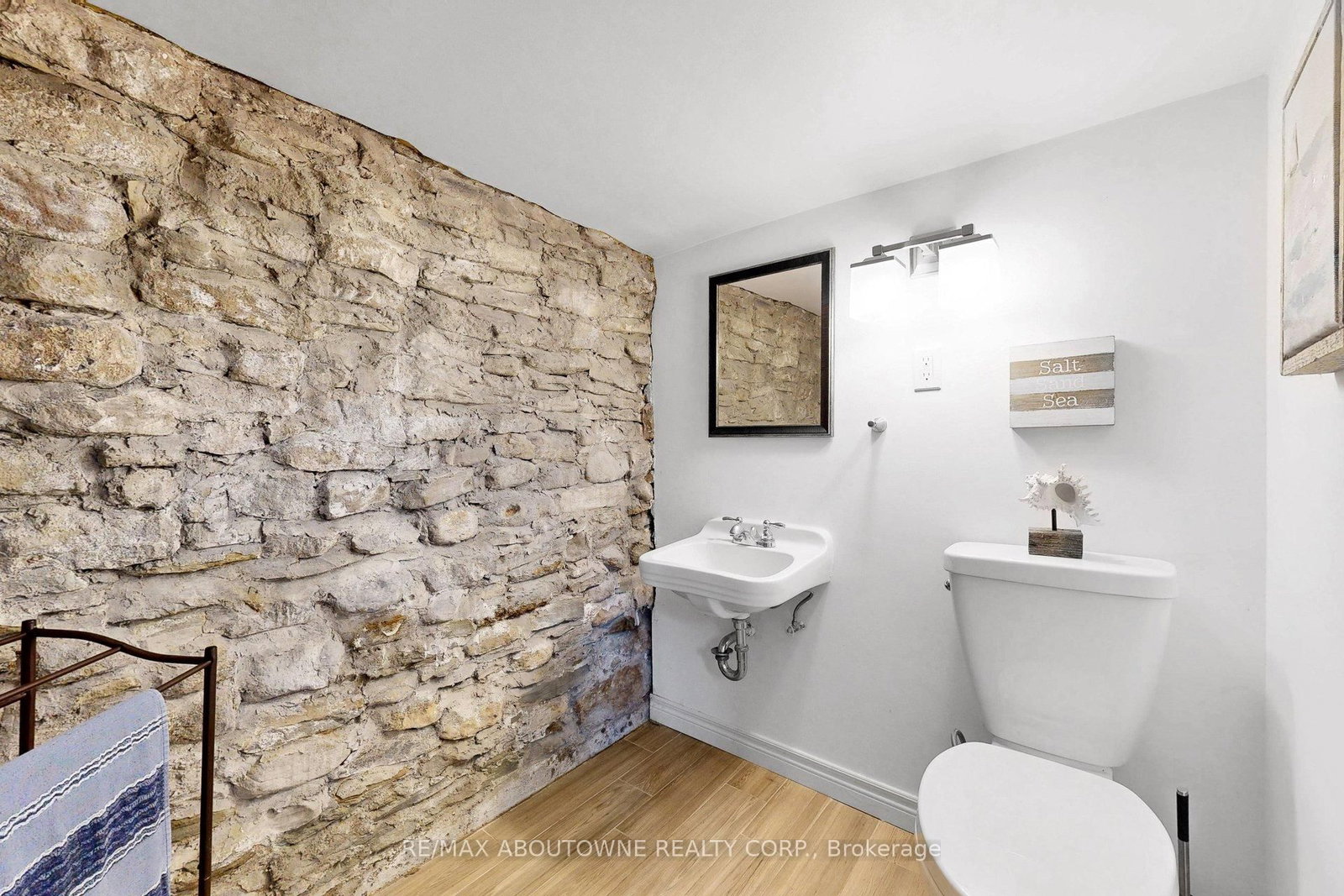 976 Lasalle Park Road • Burlington, ON photo 39