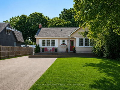938 King Road • Burlington, ON photo 2