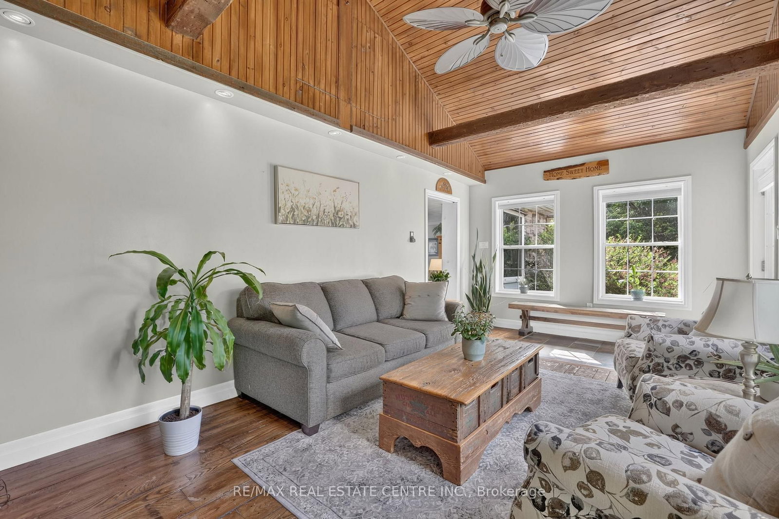12429 Wolseley Street • Halton Hills, ON photo 6