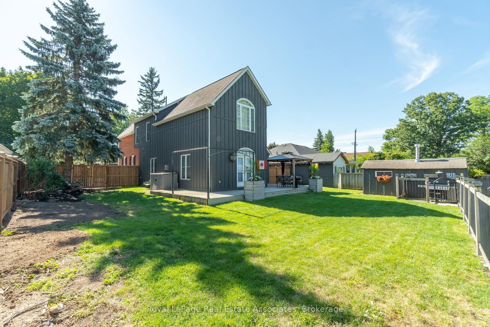 231 Arthur Street • Halton Hills, ON photo 37