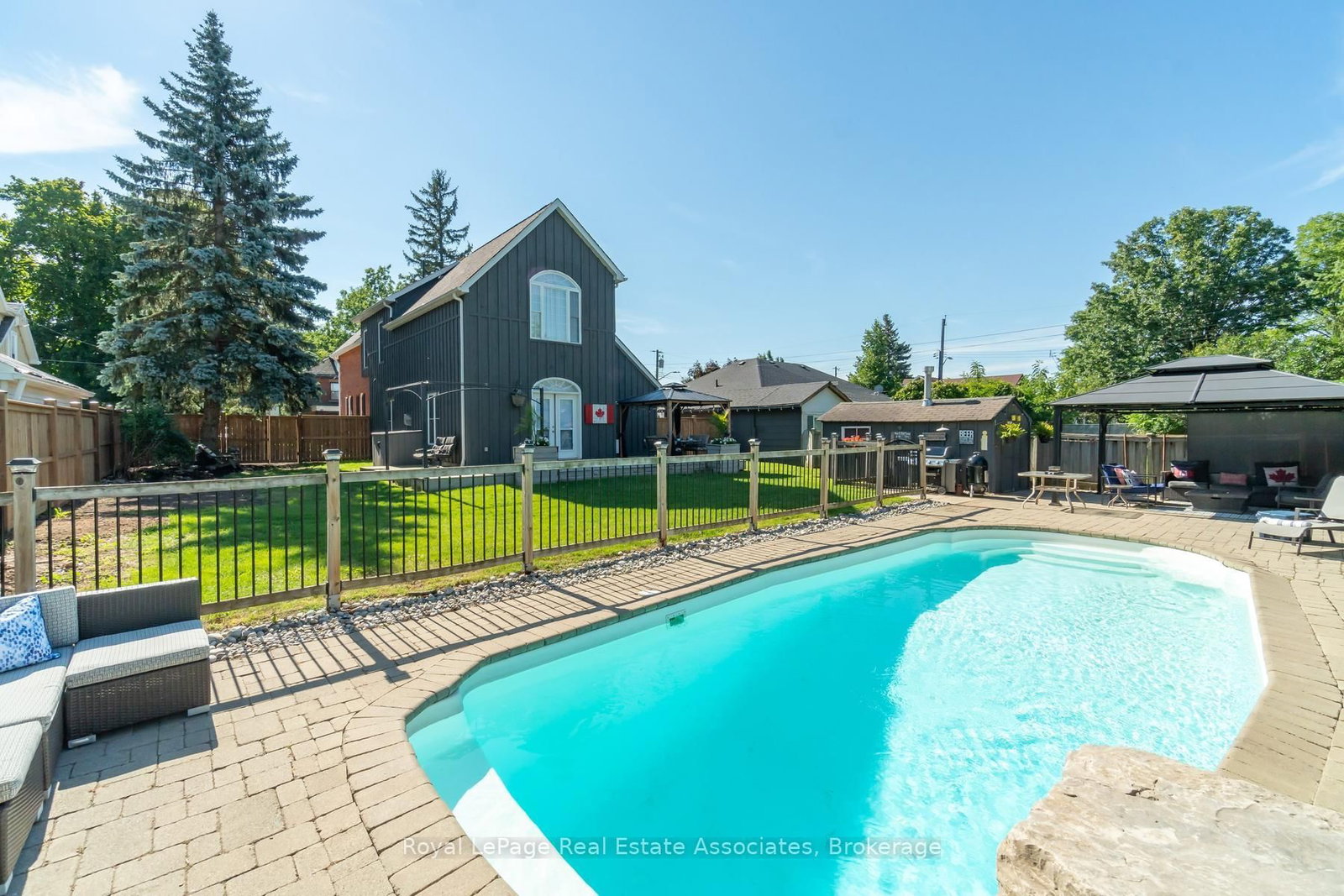 231 Arthur Street • Halton Hills, ON photo 42