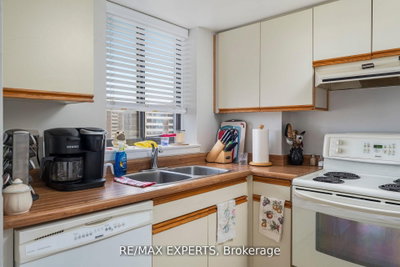 40 Richview Toronto,ON M9A 5C1 — Photo 17