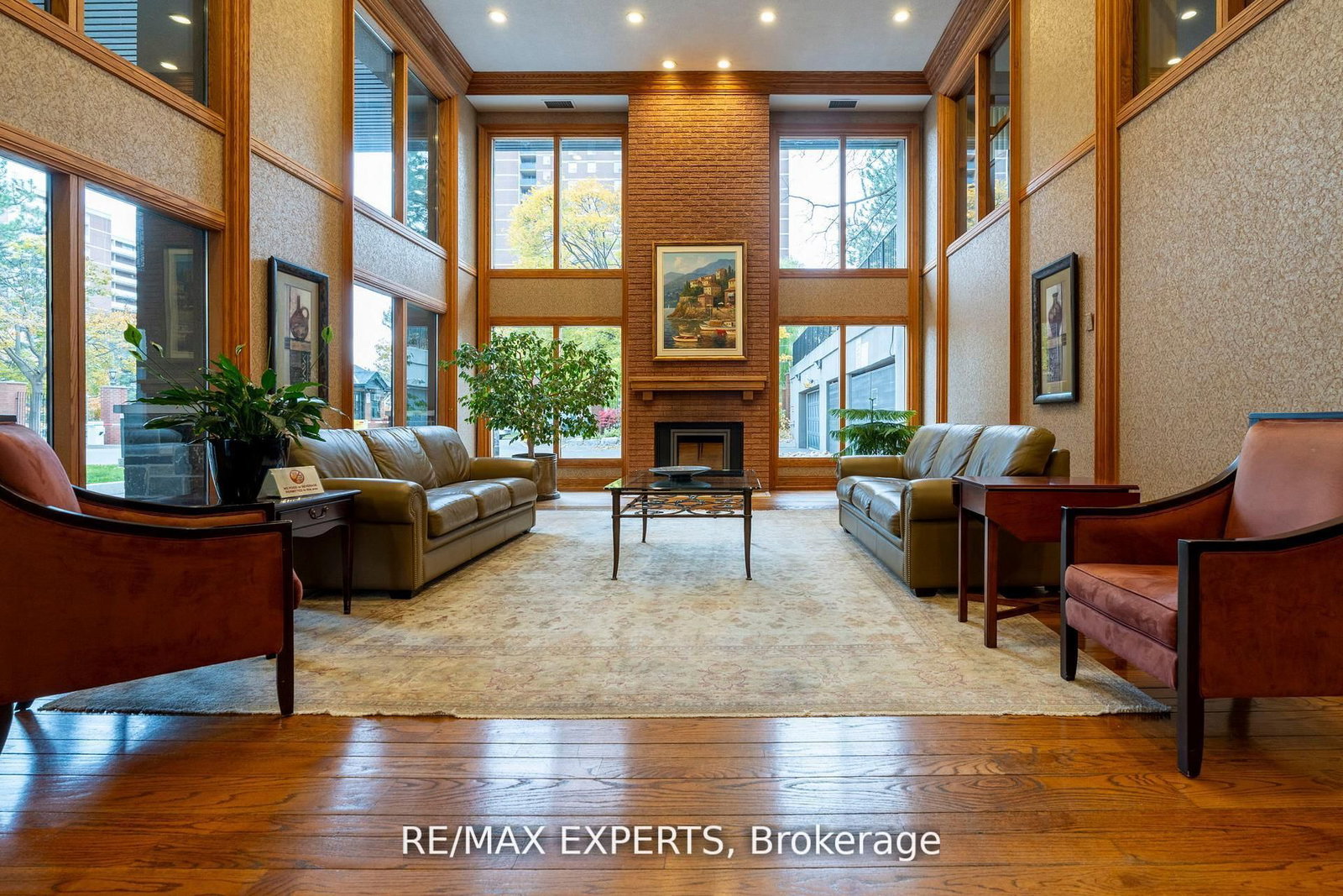 40 Richview Toronto,ON M9A 5C1 — Photo 3
