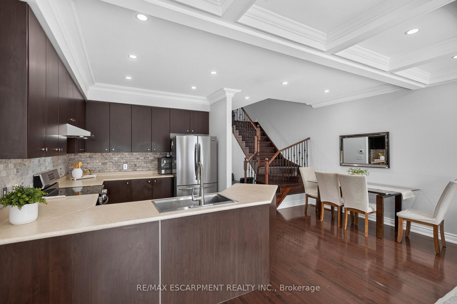 651 Farmstead Drive • #93 • Milton, ON photo 9