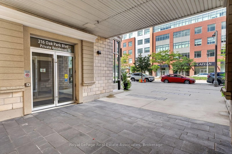 214 - 216 Oak Park Boulevard