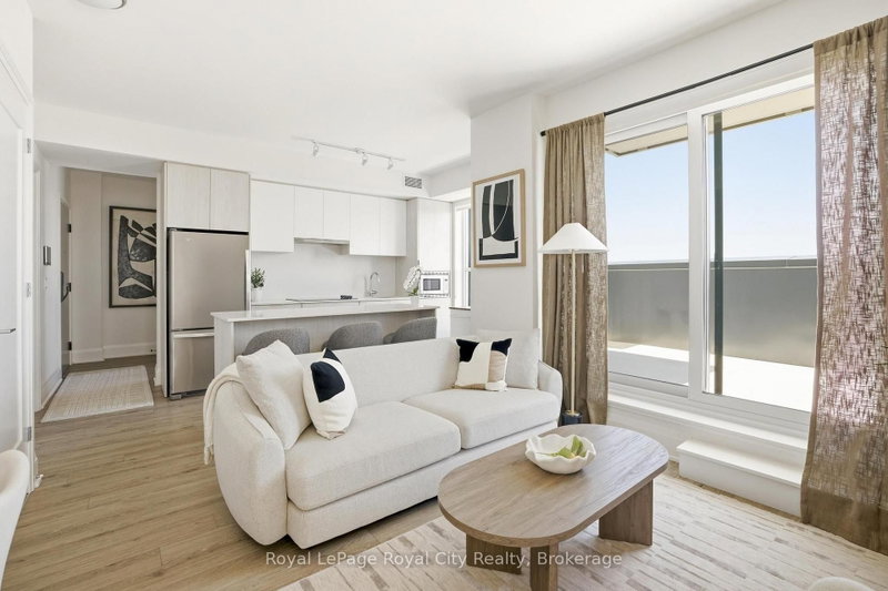 604 - 3071 Trafalgar Road