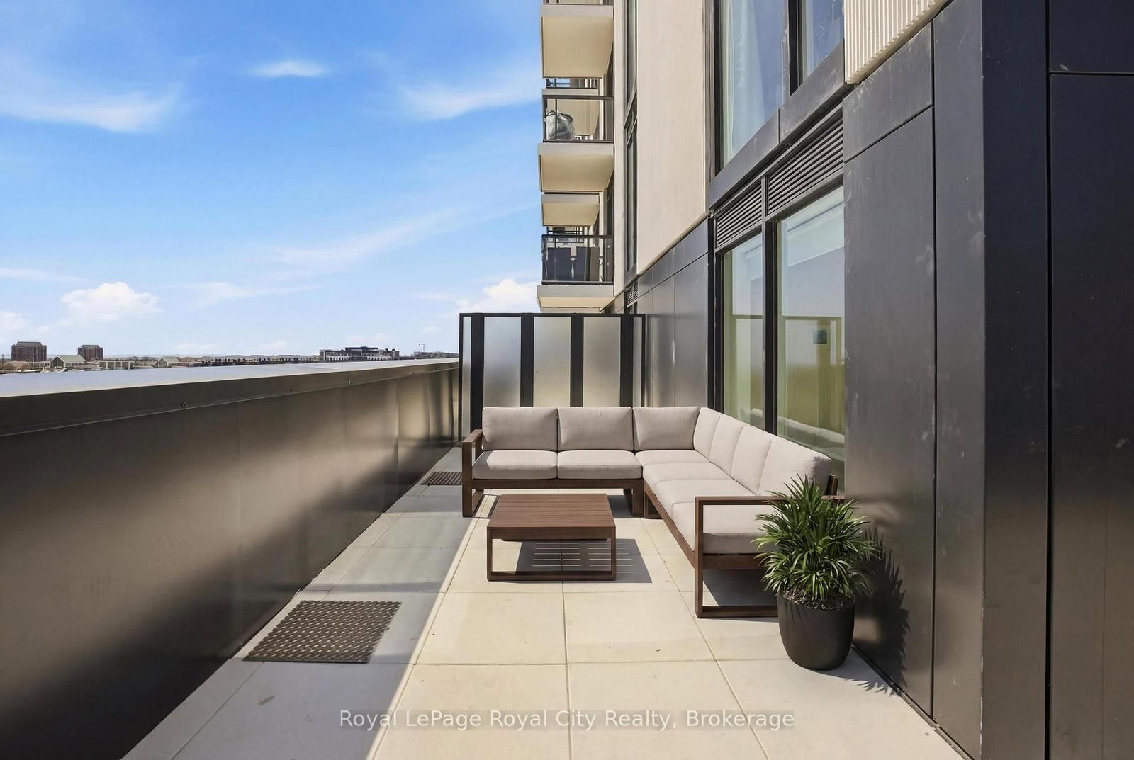 3071 Trafalgar Road • #604 • Oakville, ON photo 5