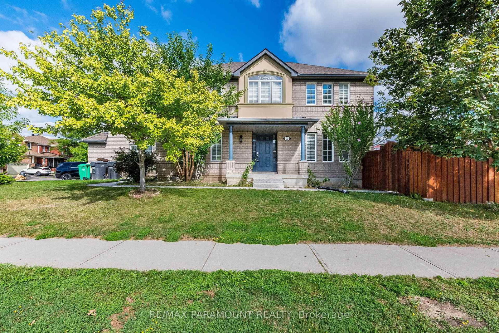 22 Checkerberry Crescent • Brampton, ON photo 2