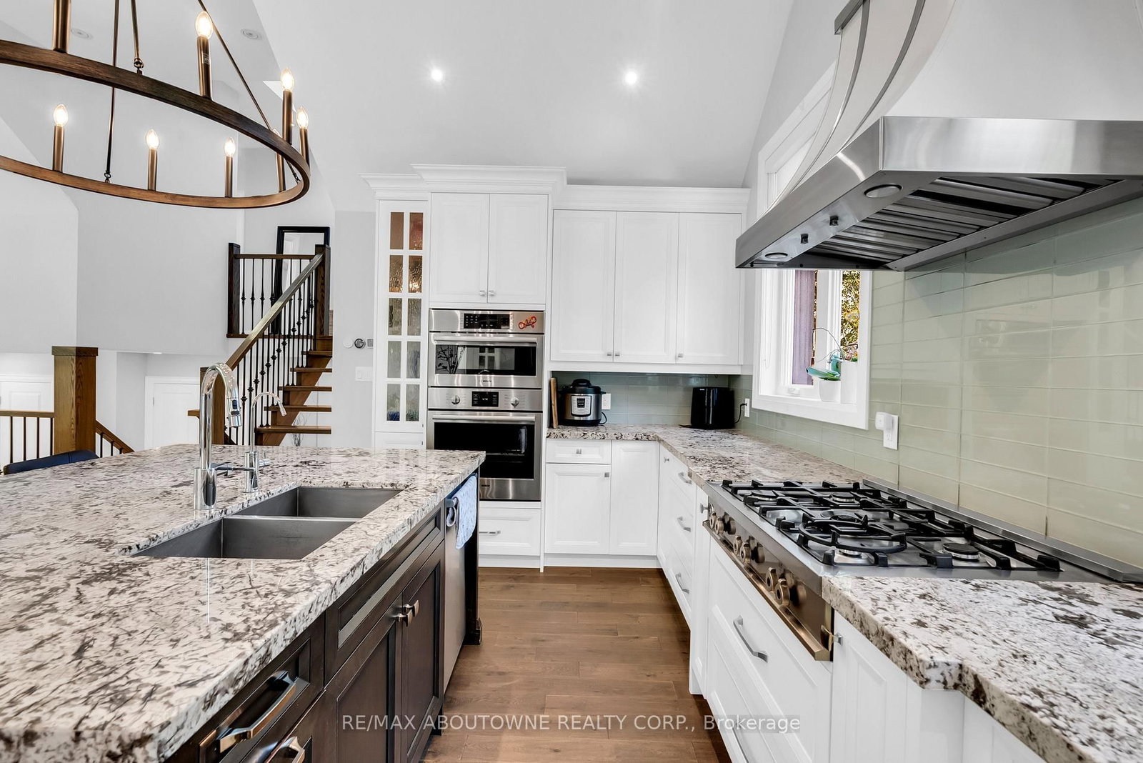 428 Brookmill Road • Oakville, ON photo 18