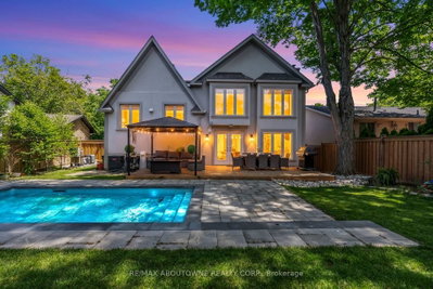 428 Brookmill Road • Oakville, ON photo 2