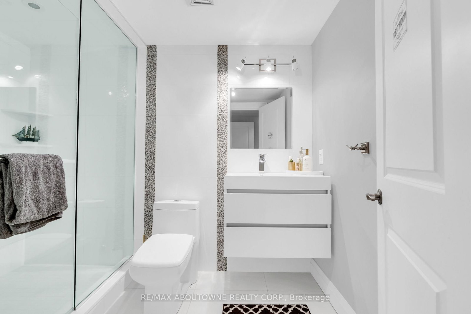 428 Brookmill Road • Oakville, ON photo 35