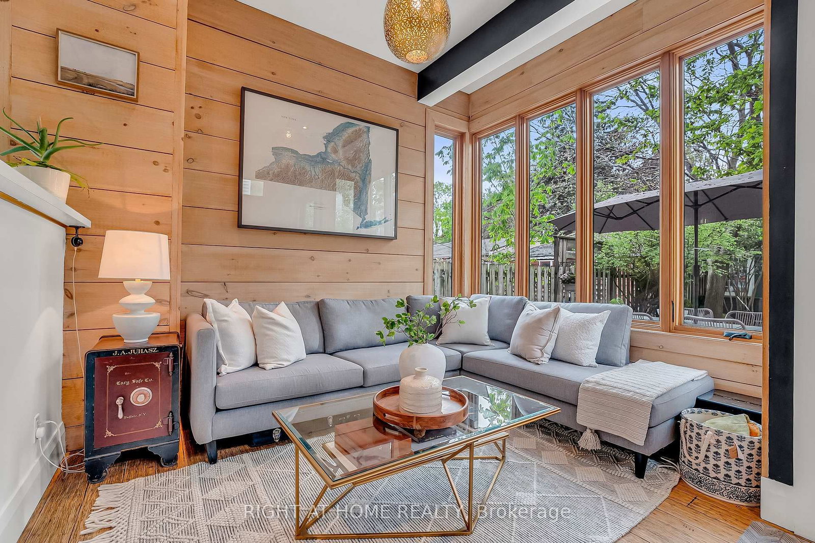 118 Lansdowne Avenue • Toronto, ON photo 16