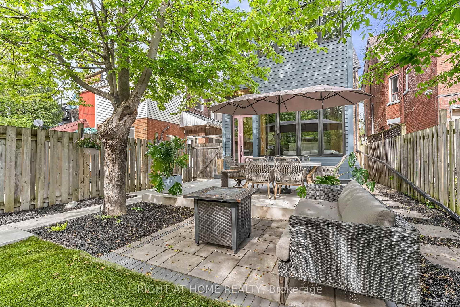 118 Lansdowne Avenue • Toronto, ON photo 22
