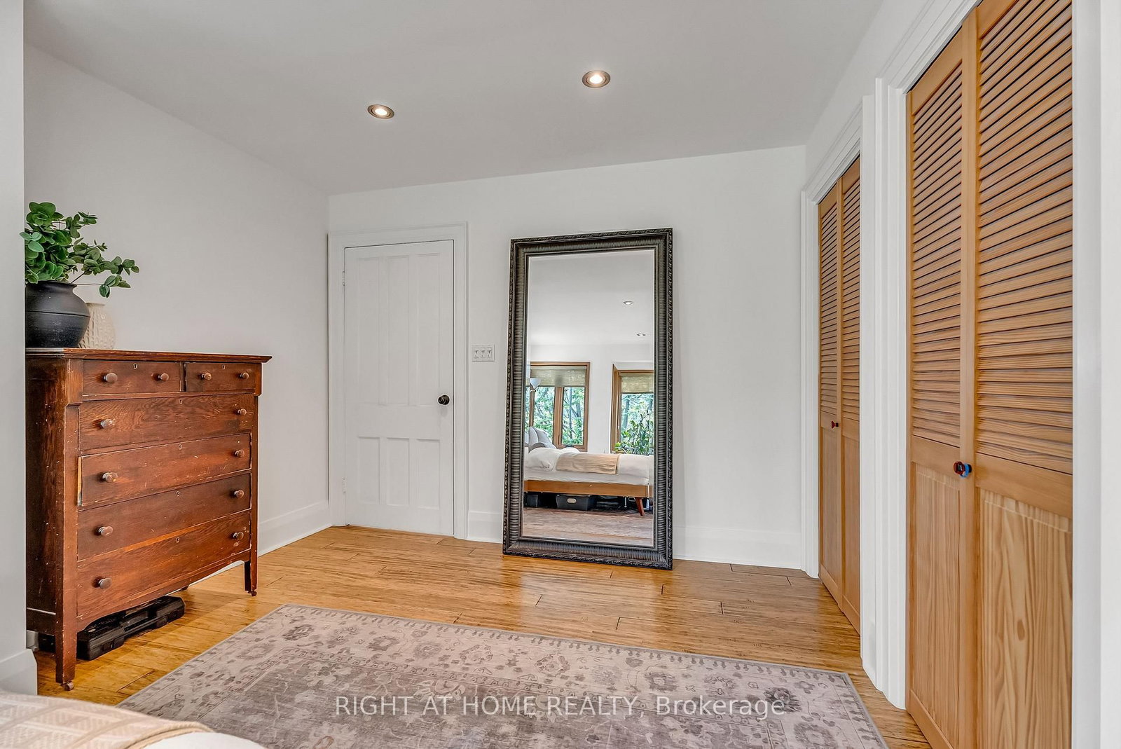 118 Lansdowne Avenue • Toronto, ON photo 33