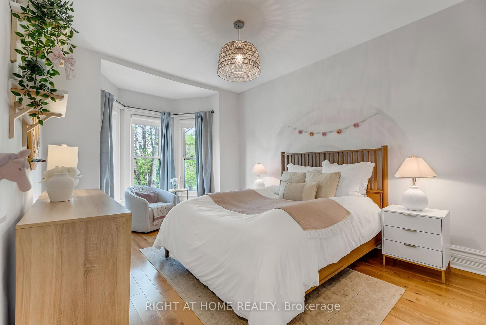 118 Lansdowne Avenue • Toronto, ON photo 34