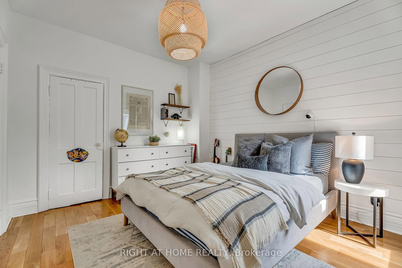 118 Lansdowne Avenue • Toronto, ON photo 38