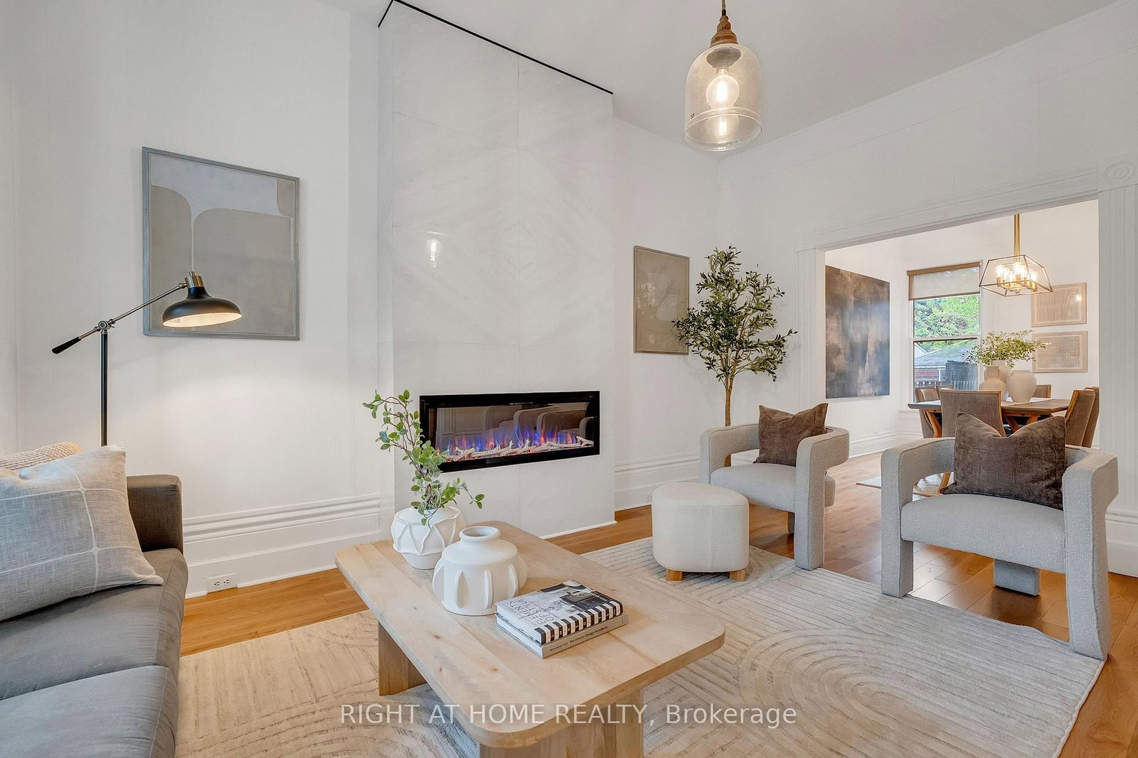 118 Lansdowne Avenue • Toronto, ON photo 9