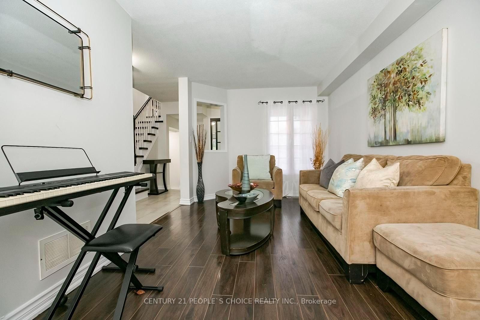90 White Tail Crescent • Brampton, ON photo 8