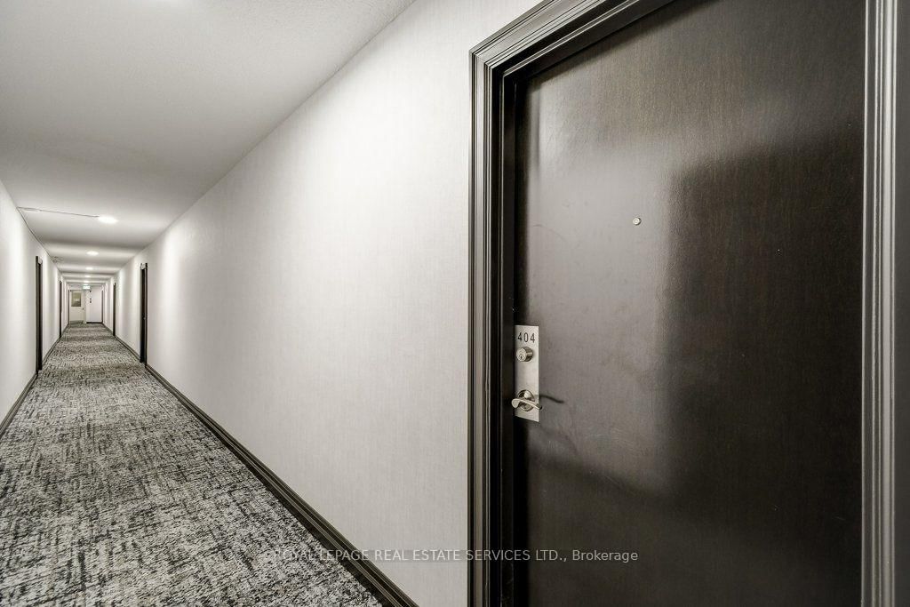 212 Kerr Street • #404 • Oakville, ON photo 10