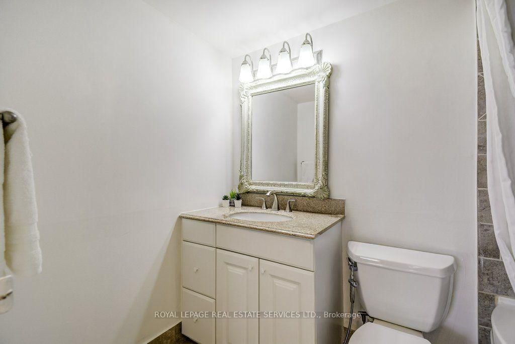 212 Kerr Street • #404 • Oakville, ON photo 24