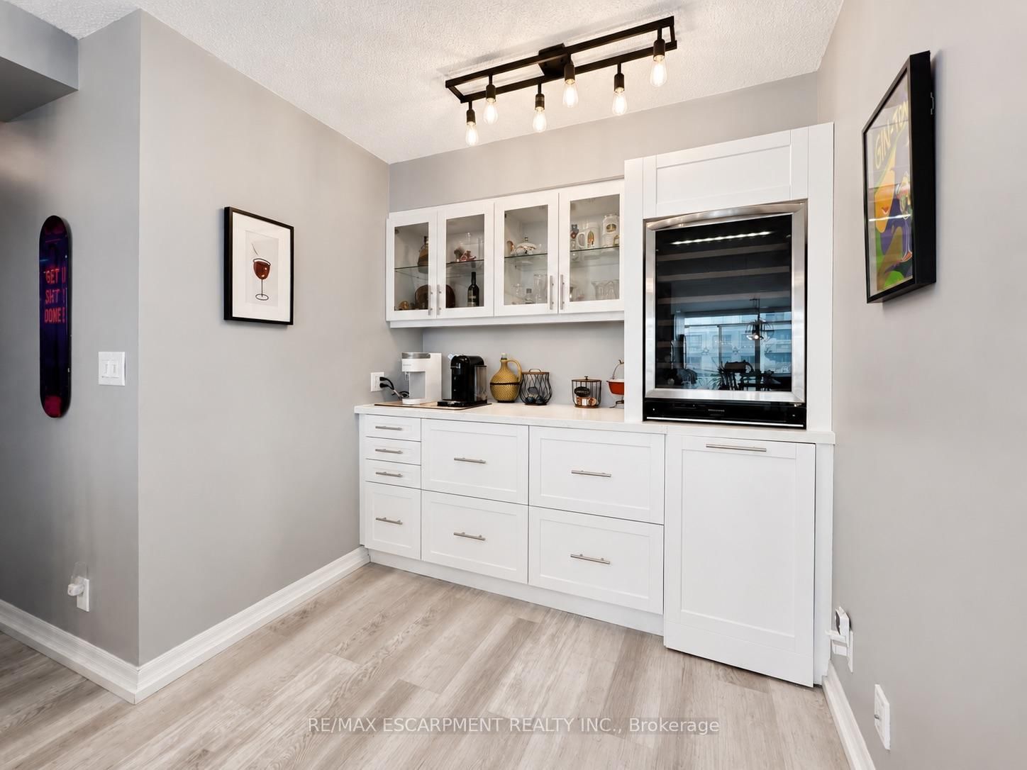 1940 Ironstone Drive • #809 • Burlington, ON photo 19