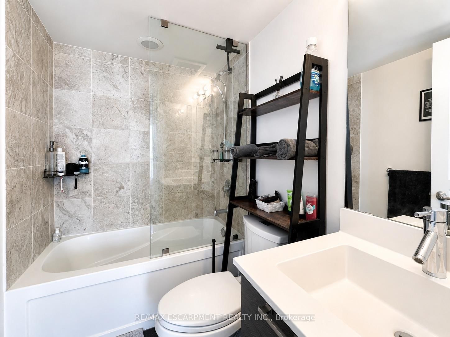 1940 Ironstone Drive • #809 • Burlington, ON photo 25
