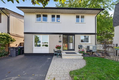 10 Jeffrey Street • Brampton, ON photo 4