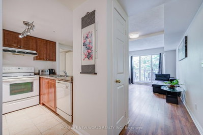 3045 Finch Toronto,ON M9M 0A5 — Photo 18