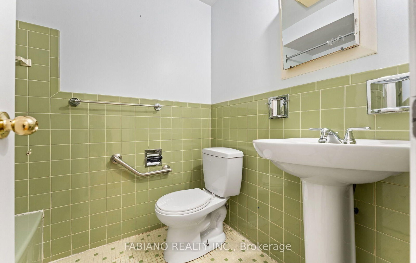 549 Gladstone Avenue • Toronto, ON photo 13