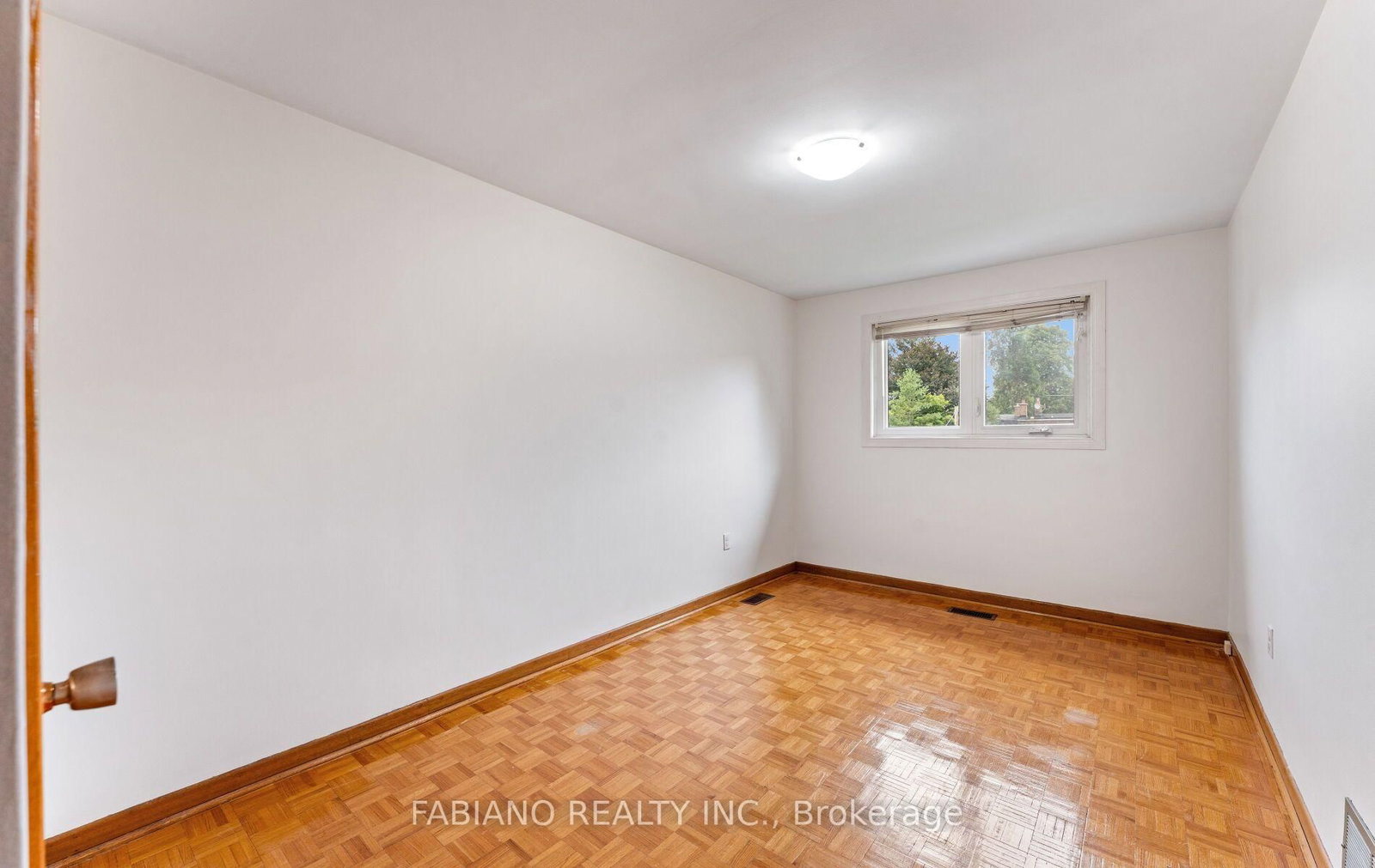 549 Gladstone Avenue • Toronto, ON photo 15