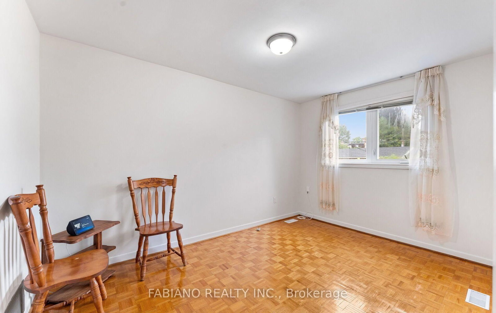 549 Gladstone Avenue • Toronto, ON photo 16