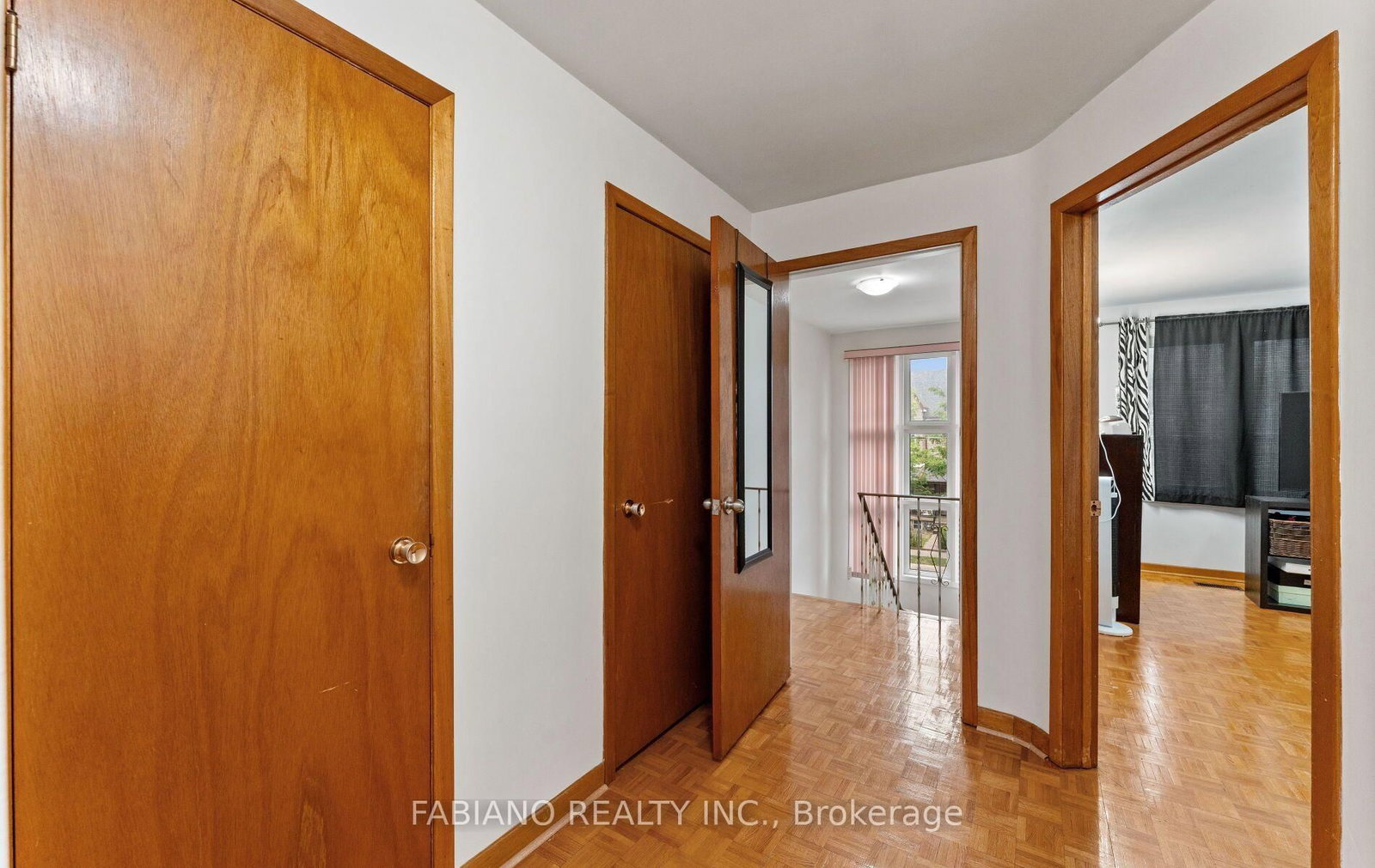 549 Gladstone Avenue • Toronto, ON photo 19